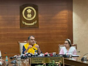 मंत्रिमंडल ने फ्रीहोल्ड और औद्योगिक आधारभूत ढांचे के प्रबंधन के लिए लीजहोल्ड संबंधी महत्वपूर्ण संशोधनों को मंजूरी दी: संजीव अरोड़ा