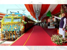 हरियाणा के जींद से दुनिया की सबसे लंबी हाइड्रोजन संचालित ट्रेन को हरी झंडी