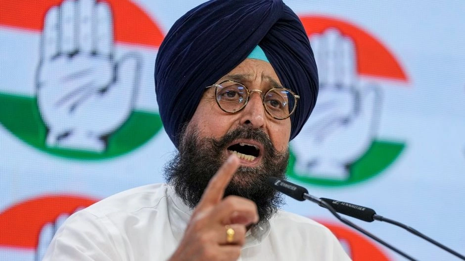 पंजाब कांग्रेस में घमासान: बाजवा ने की ट्रंप और ईरान का उल्लेख