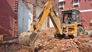 यमुना किनारे बुलडोज़र: जानें ओ ज़ोन क्या है और क्यों हुई कार्रवाई