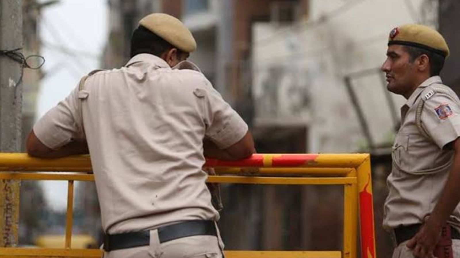 हरियाणा पुलिस स्टेशन के पास संदिग्ध गैंग राइवलरी गोलीबारी में 7 घायल