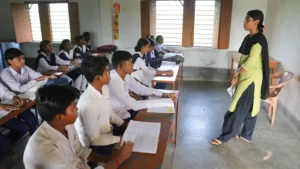 Punjab Teachers English Misspelling: पंजाब के सरकारी और निजी स्कूलों में क्यों गलत अंग्रेजी पढ़ा रहे शिक्षक? जानिए इसके पीछे के गहरे कारण