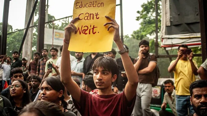प्रदर्शनकारियों की सरकार से मांग: सहानुभूति नहीं, अधिकार चाहिए